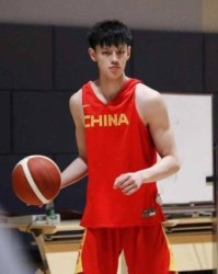 乐鱼体育-18岁中国小将加入发展联盟 有望明年参加NBA选秀！